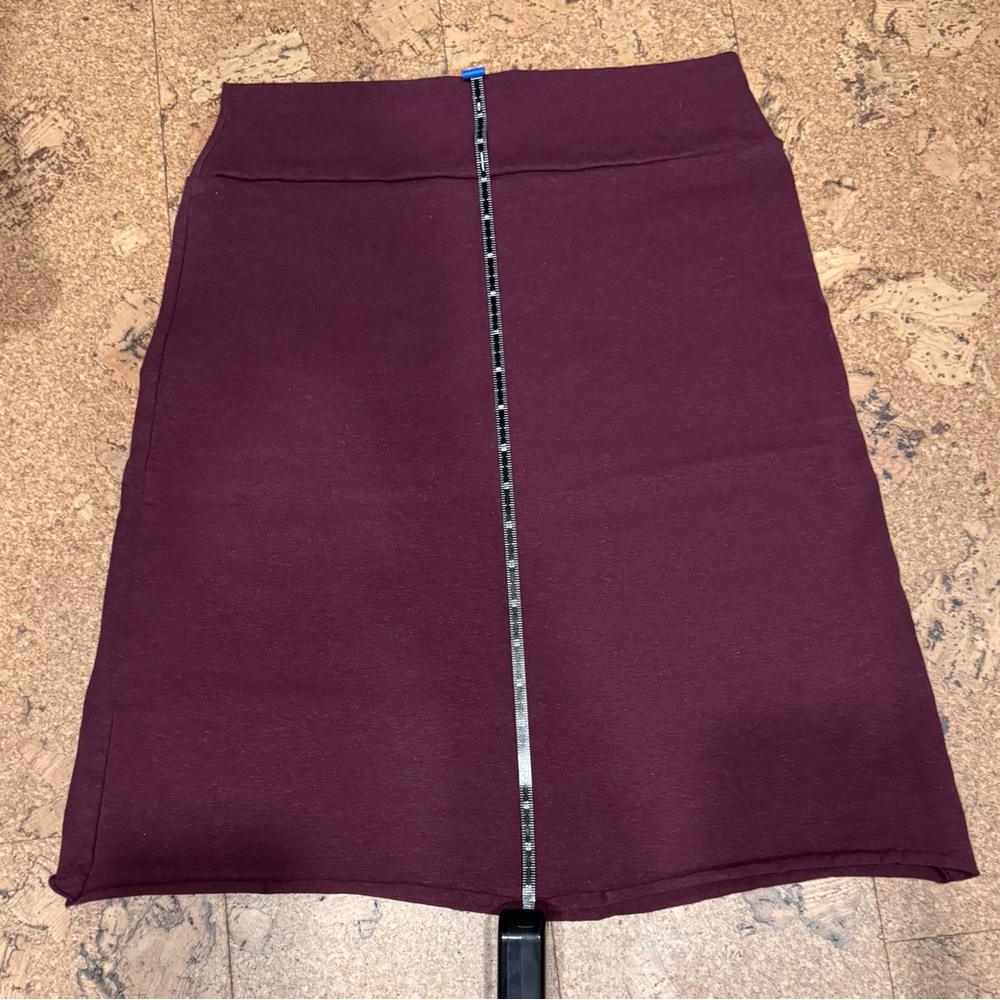 Sweet Skins Hemp, A Skirt in Garnet, New, Size Small, Hemp Blend - Picture 6 of 7